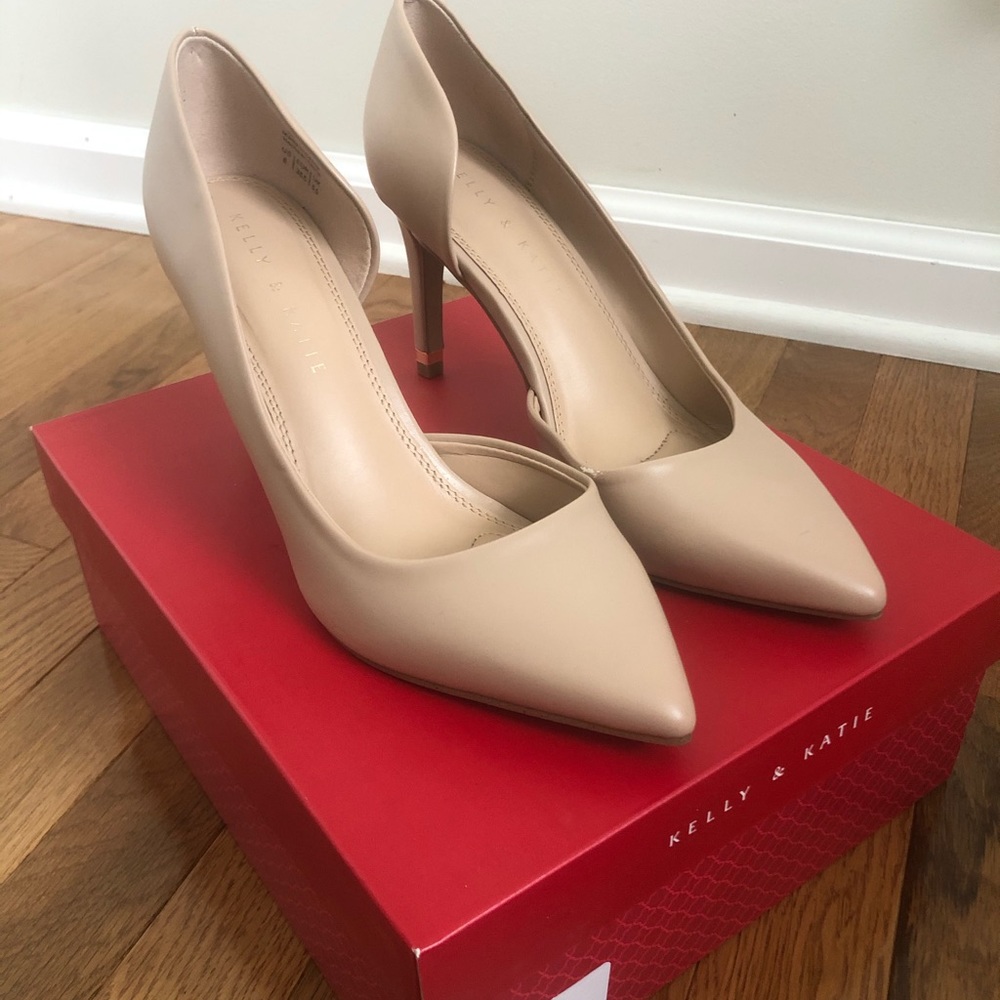 Kelly & Katie Nude Pumps